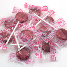 Strawberry Smash Lollipop by YUM EARTH