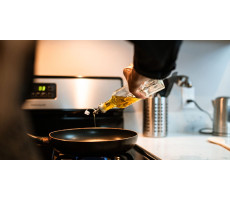 Which cooking oil to actually use, and where the seed oil argument fits