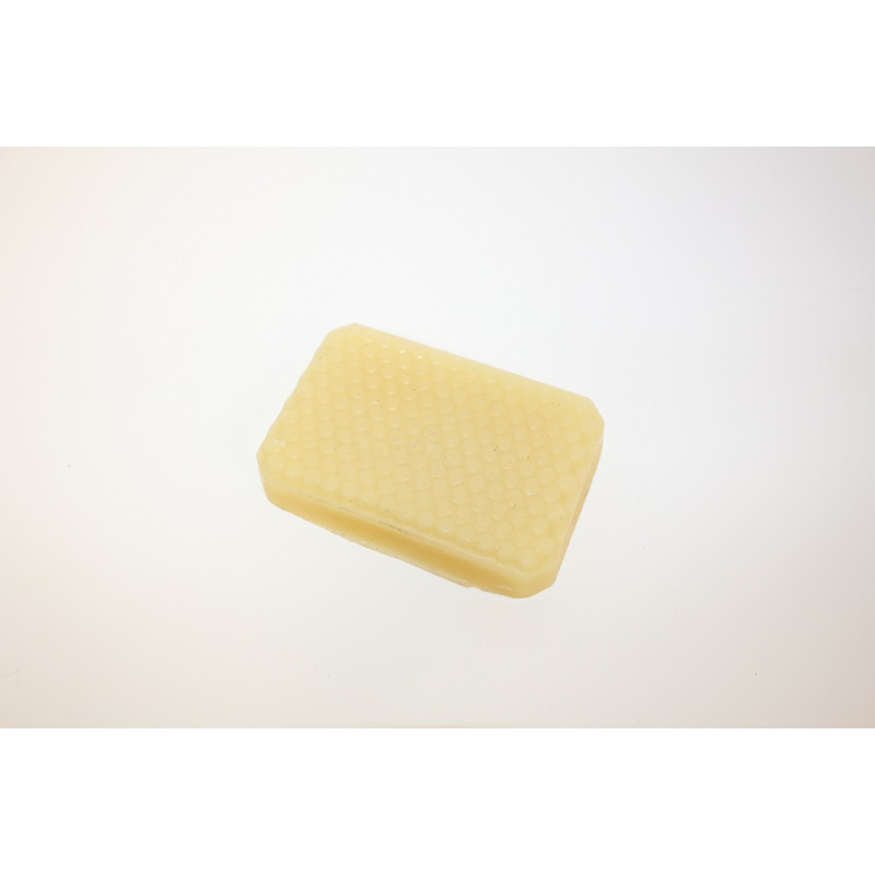 Natural Beeswax 100g by FINGER LIME HILL